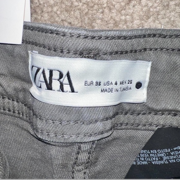 ZARA straight leg jeans - Picture 4 of 4